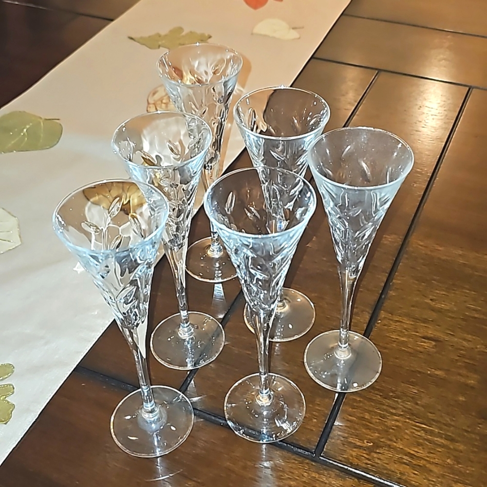 Set of 6 Chrystal Champagne Flute 🥂 9"  tall